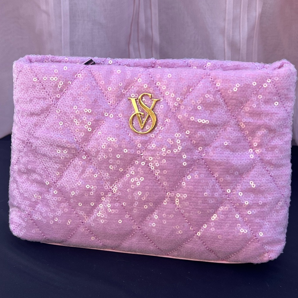 NWOT Victoria's Secret Pink Quilted Sequin Clutch